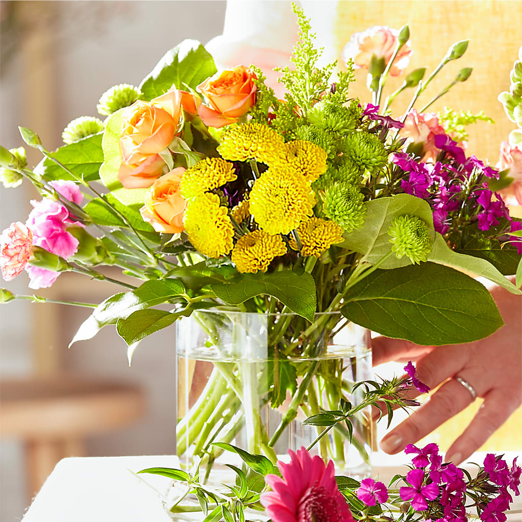 Bold & Bright – A Florist Original – Red Rose Flowers, Salinas CA