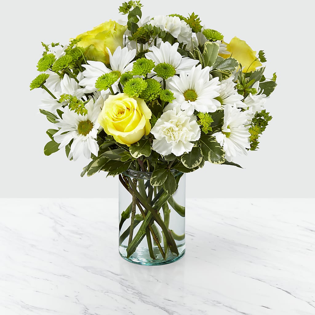 Happy Day Bouquet – Red Rose Flowers, Salinas CA