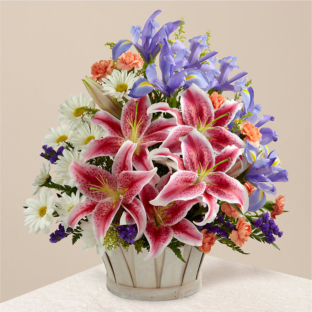 The Wondrous Nature Bouquet – Red Rose Flowers, Salinas CA
