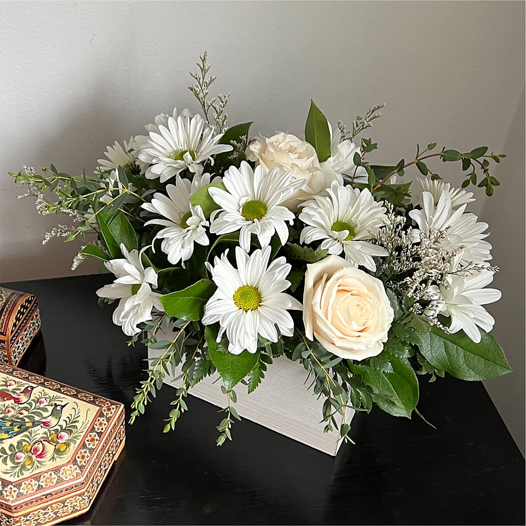 Fresh Linen Box Bouquet – Red Rose Flowers, Salinas CA