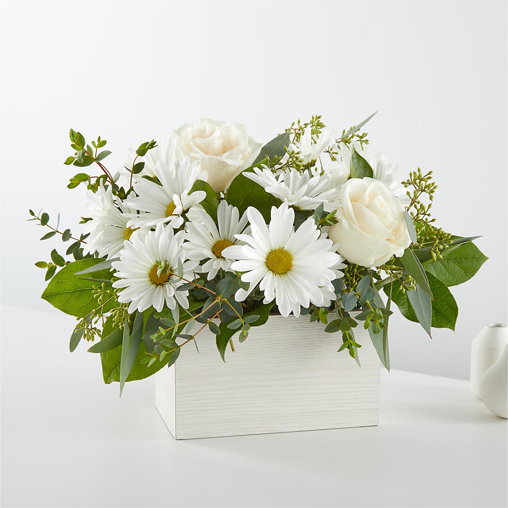 Fresh Linen Box Bouquet – Red Rose Flowers, Salinas CA