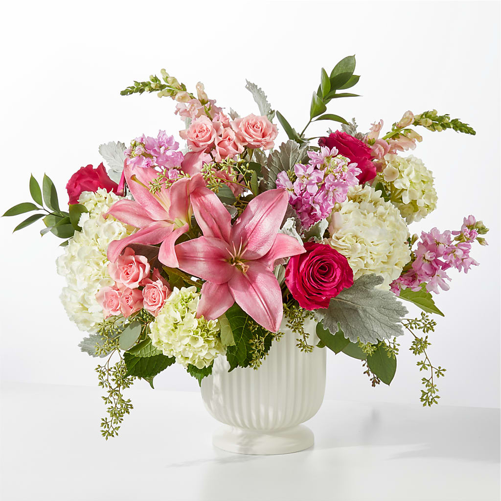 Antique Shopping Bouquet – Red Rose Flowers, Salinas CA