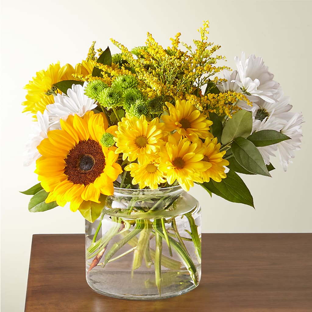 Hello Sunshine Bouquet – Red Rose Flowers, Salinas CA