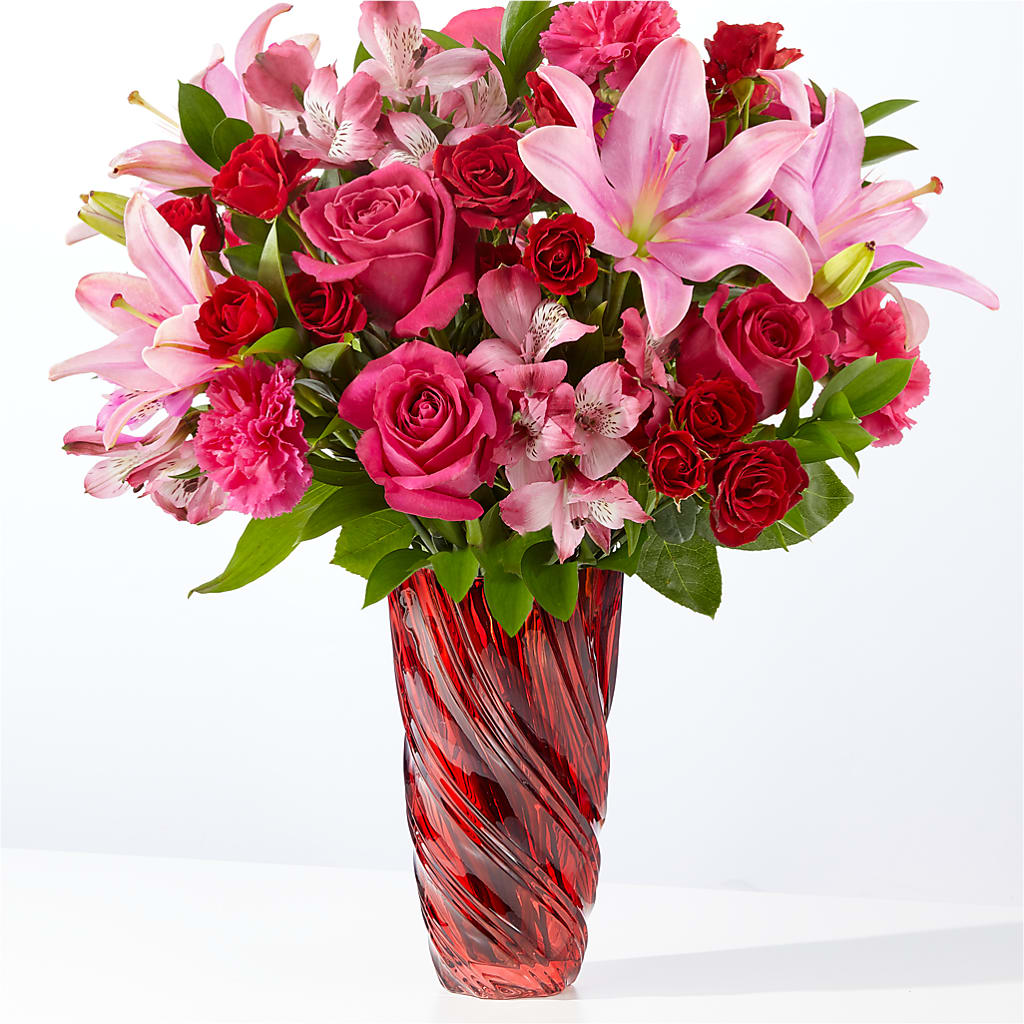 In Love Bouquet with Luxe Swirl Vase – Red Rose Flowers, Salinas CA
