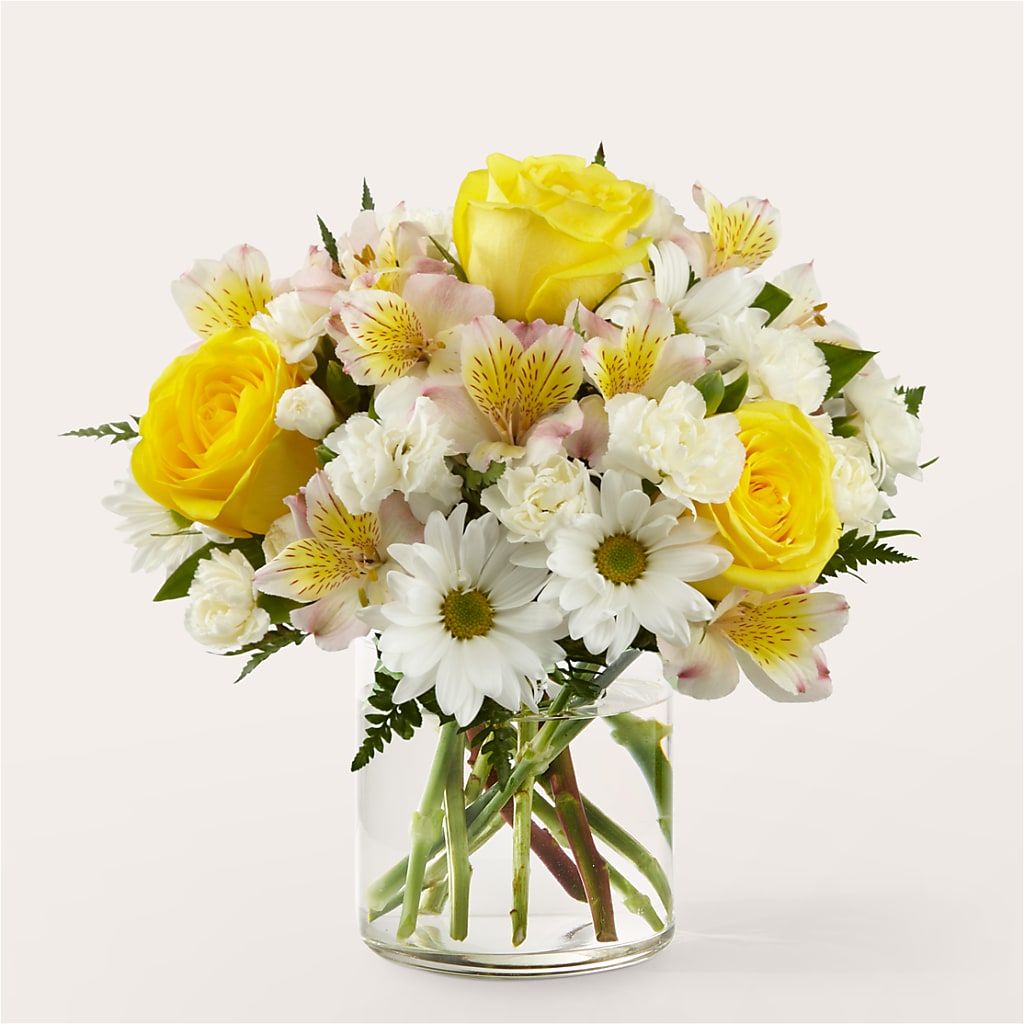 Gleeful Bouquet – Red Rose Flowers, Salinas CA
