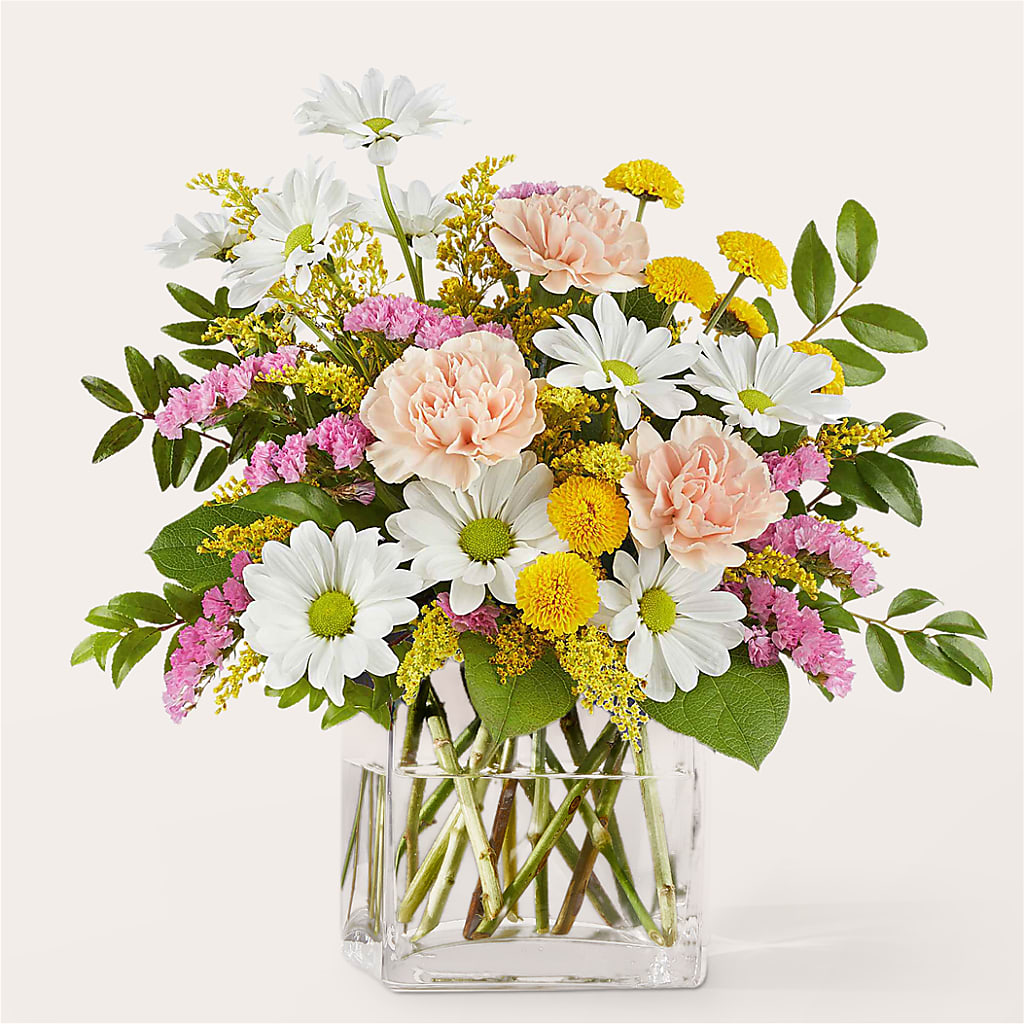 Country Cottage Bouquet – Red Rose Flowers, Salinas CA