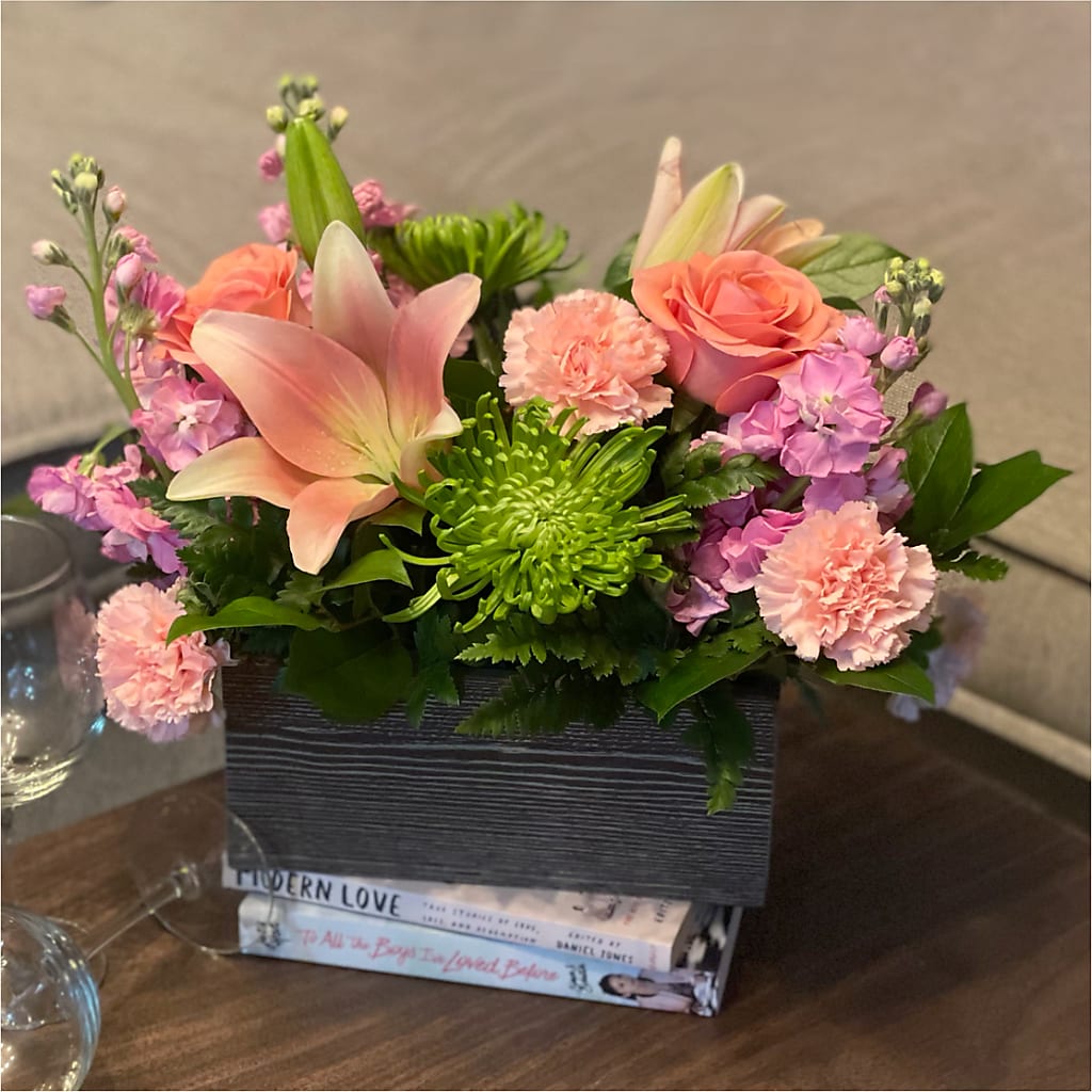 Beautiful Spirit Basket – Red Rose Flowers, Salinas CA