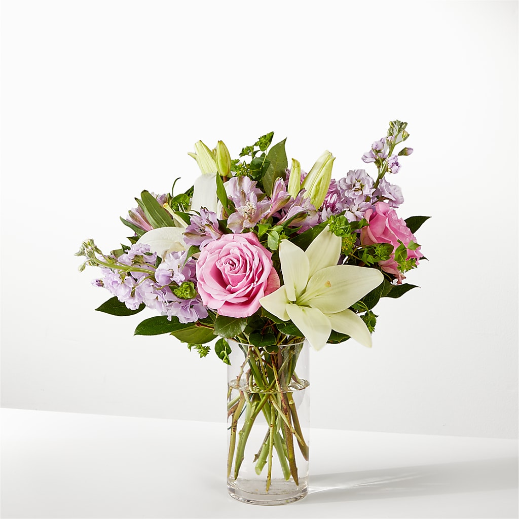 Daydreamer Bouquet – Red Rose Flowers, Salinas CA