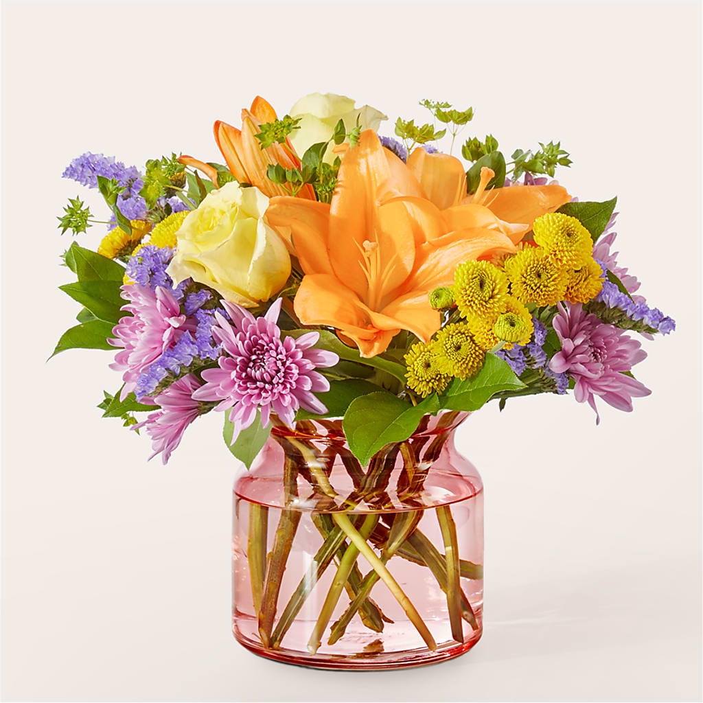 Lucky Charm Bouquet – Red Rose Flowers, Salinas CA