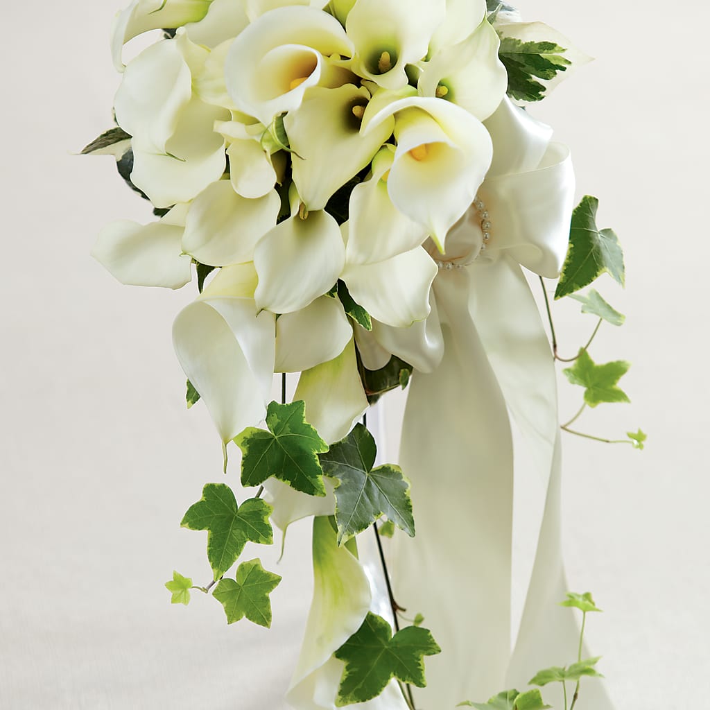 White Chapel Bouquet – Red Rose Flowers, Salinas CA