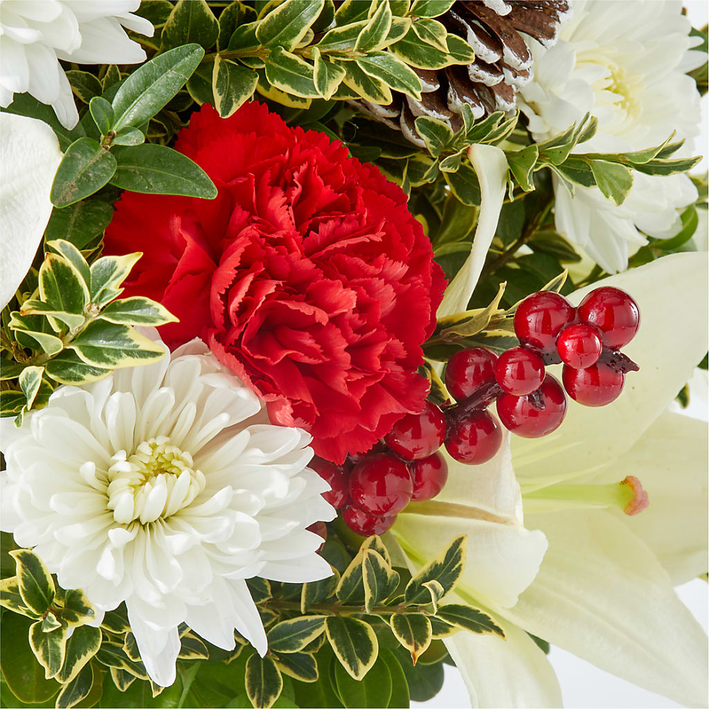 Festive Moments Tree –  Red Rose Flowers, Salinas CA
