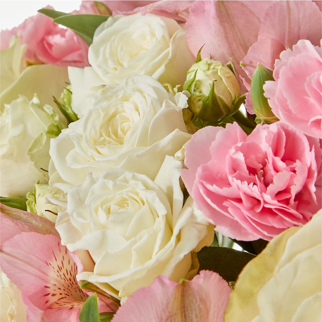Gentle Healing Bouquet –  Red Rose Flowers, Salinas CA