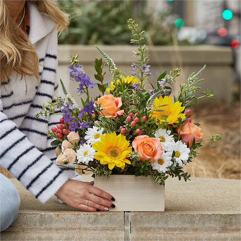 The Good Life Bouquet –  Red Rose Flowers, Salinas CA