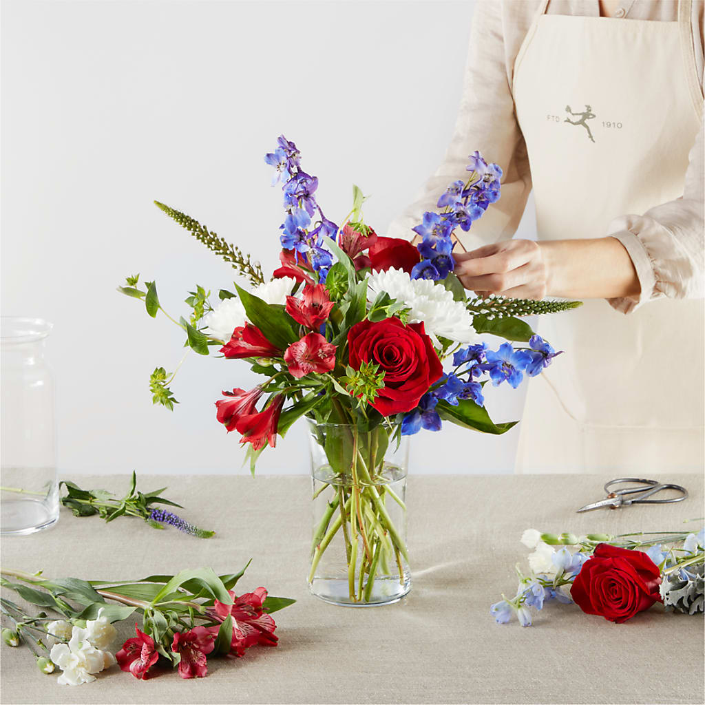Star Spangled - A Florist Original –  Red Rose Flowers, Salinas CA