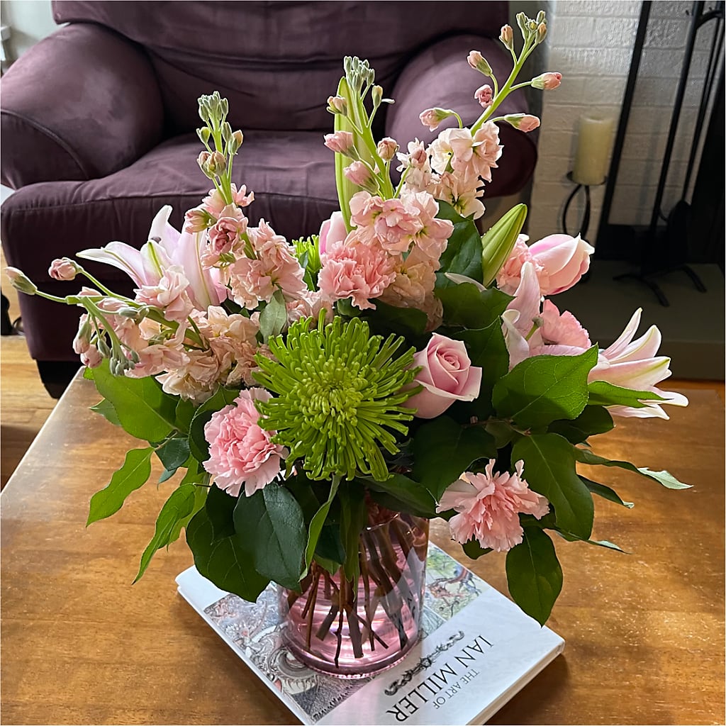 Pretty in Pink Bouquet –  Red Rose Flowers, Salinas CA