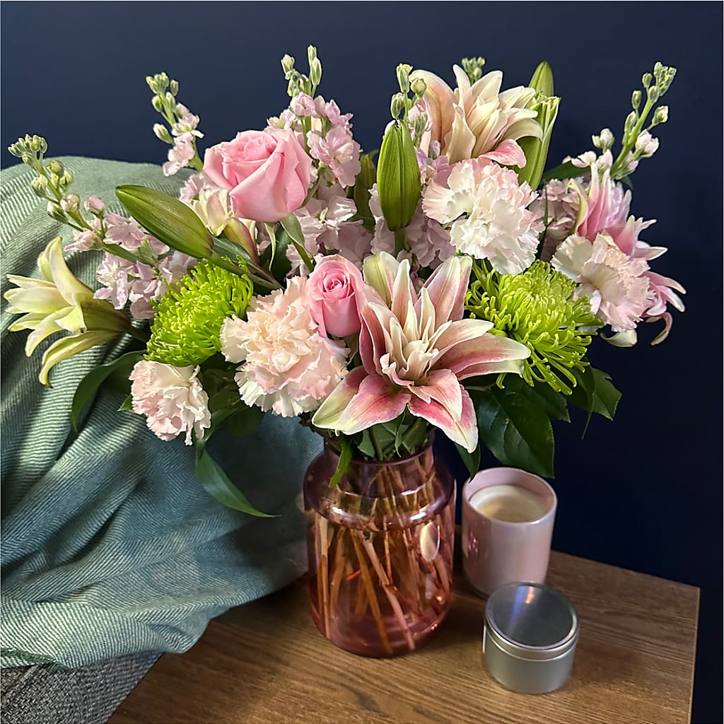 Pretty in Pink Bouquet –  Red Rose Flowers, Salinas CA