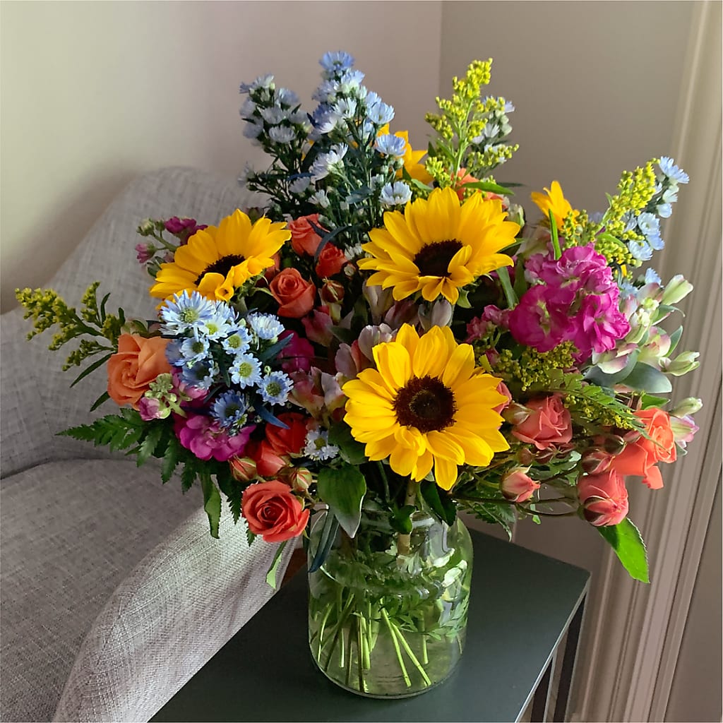 Rays of Life Bouquet –  Red Rose Flowers, Salinas CA
