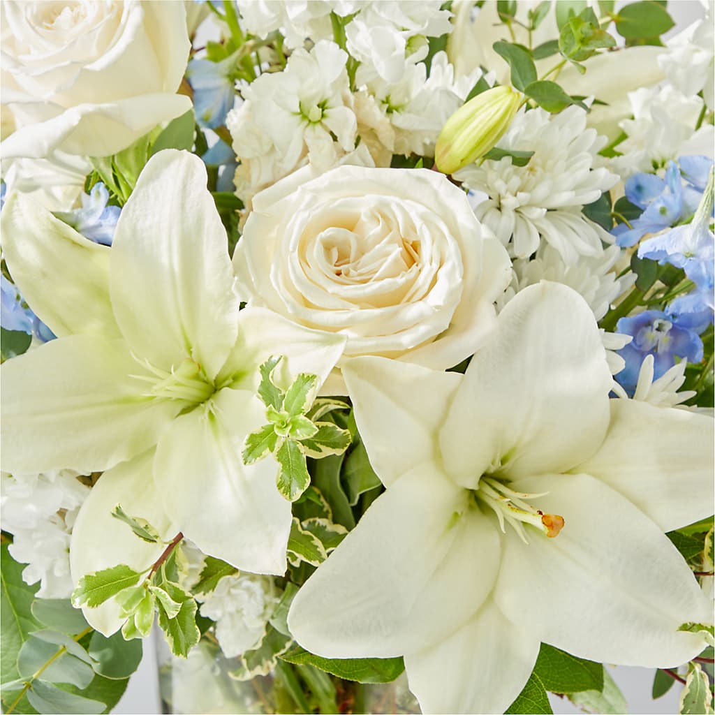 Peace of Mind Bouquet –  Red Rose Flowers, Salinas CA