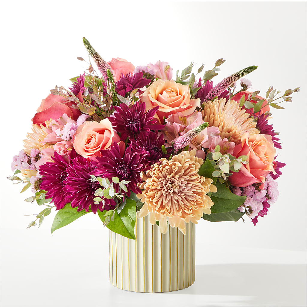 Berry Cobbler Bouquet with Ivory Vase –  Red Rose Flowers, Salinas CA
