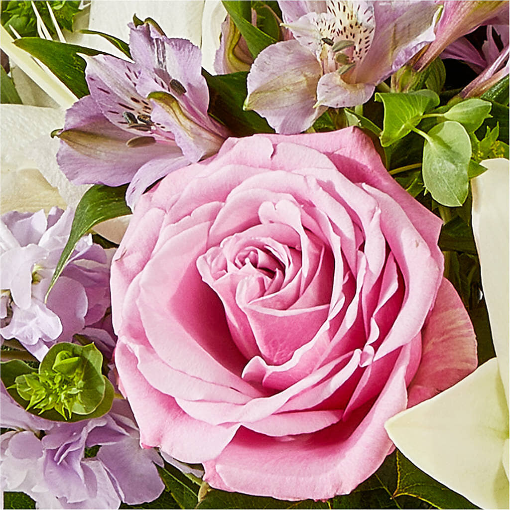 Daydreamer Bouquet –  Red Rose Flowers, Salinas CA